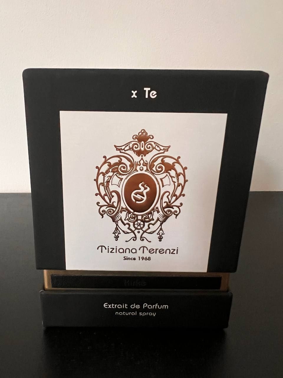 Se vinde Extract de Parfum Kirke by Tiziana Terenzi, 100m. NOU!