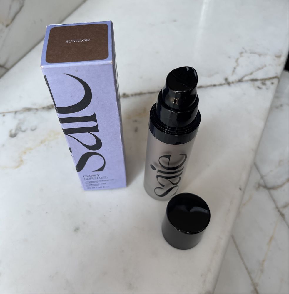 Нов оригинален илюминатор и праймер Saie glowy super gel sunglow