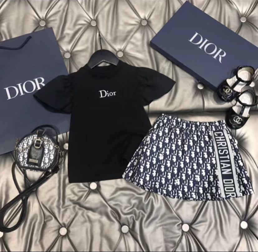 Двойка Dior новая размер 90/100/110/120 см