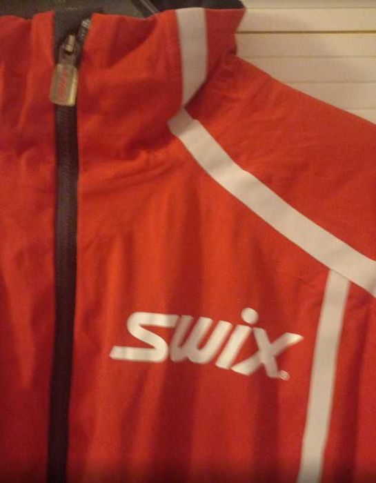 Оригинално яке Swix