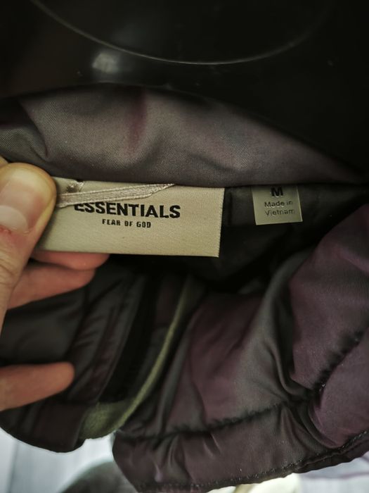 Essentials яке с гъши пух