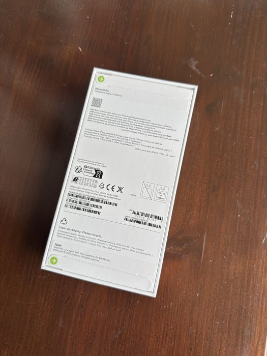 iPhone 17 Pro Silver 256GB SIGILAT