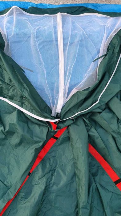 Cort 2 persoane, accesorii incluse