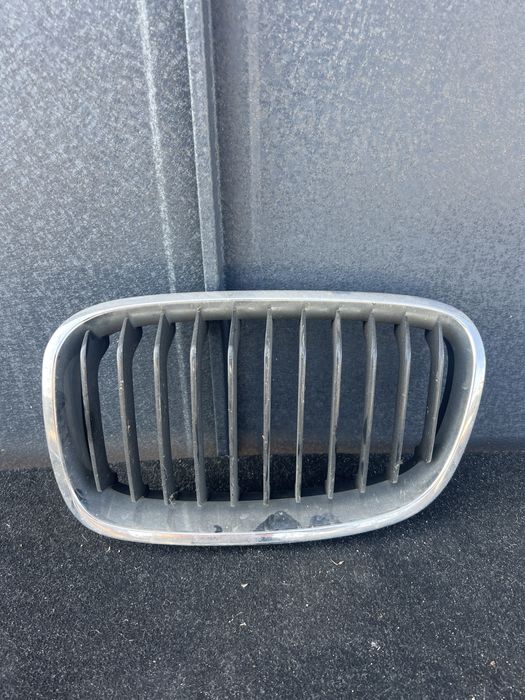 Grila radiator / bara bmw seria 1 f20 lci si nfl