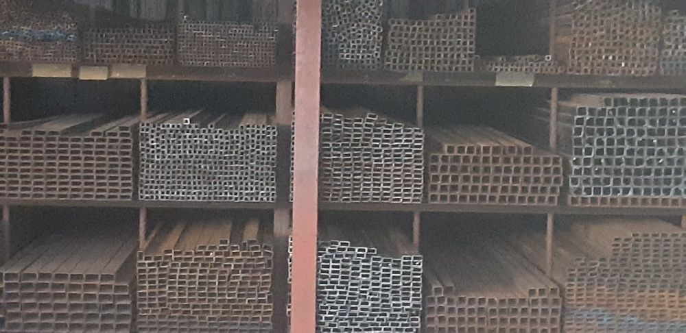 Трубы квадратные круглые Арматура катанка, Уголок швеллер Листы 0-0-12