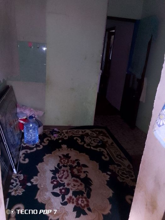 Чилонзор-22 квартал. 1-хона 2-хона қилинган. 36кв.метр. Балк-3,30×2.10