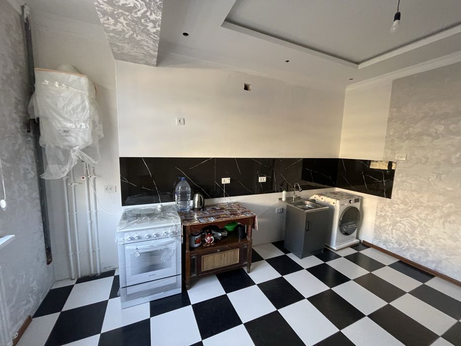 2 хоналик квартира ижарага берилади факат оилага