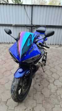 Yamaha R6 год 2003