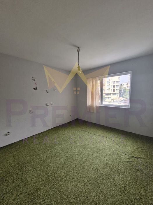 Продава се Тристаен апартамент в Варна, Гранд Мол Варна - 73 кв.м за 1727 €/кв.м - Снимка #1