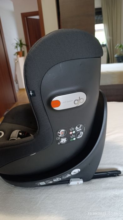 Scaun auto ISOFIX i-Size GB Vaya2 Silverfox Grey, 45-105 cm, Gri/Negru