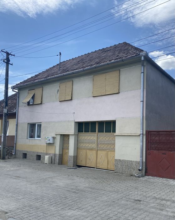 Inchiriez casa pentru muncitori