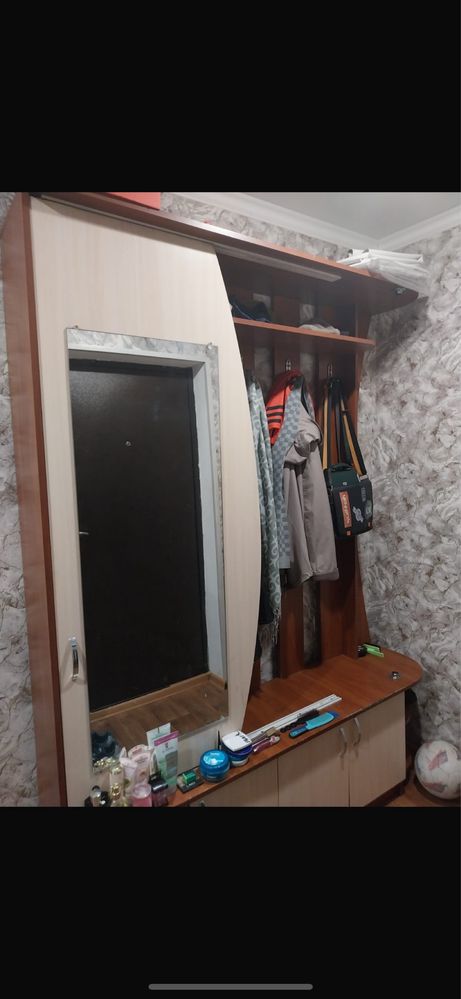Шкаф для прихожий
