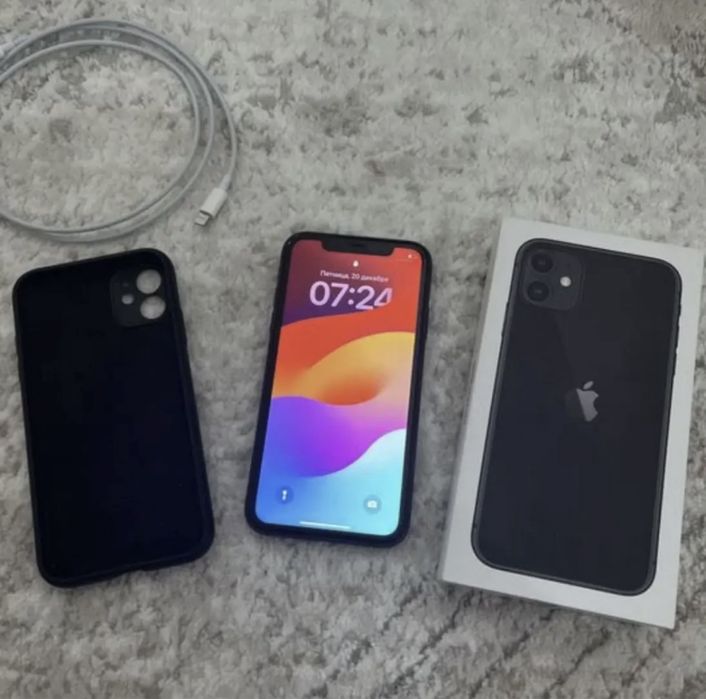 iPhone 11 128GB В хорошем состоянии