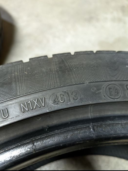 Continental 235/45/18 зимни гуми