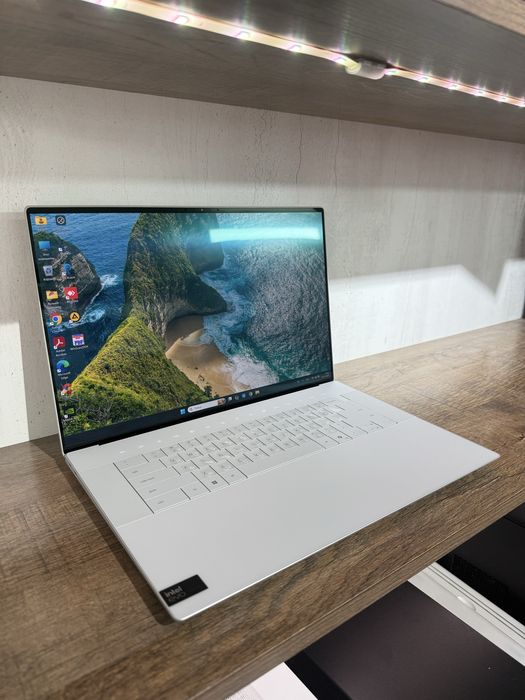 Мощный Игровой 16 ядерный Ноутбук Dell XPS 16 9640