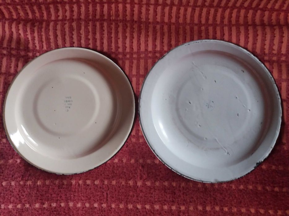 Ляганы эмалированные.