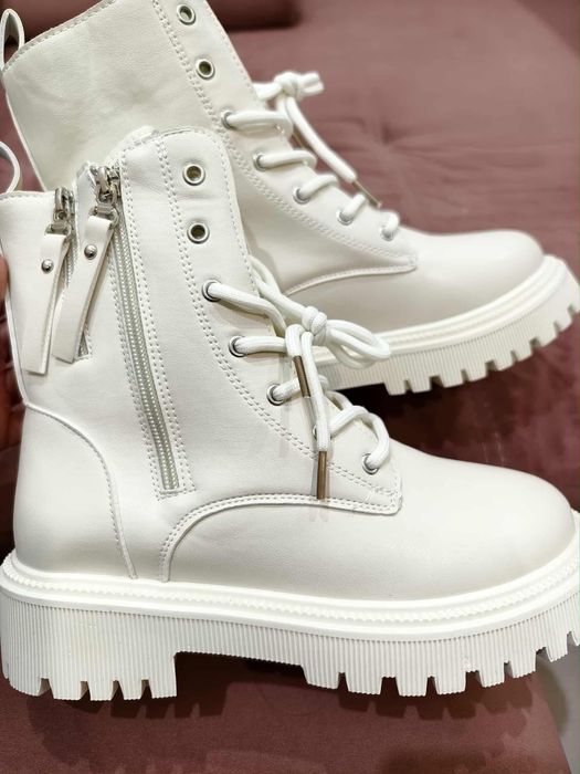 Нови дамски боти 40 номер