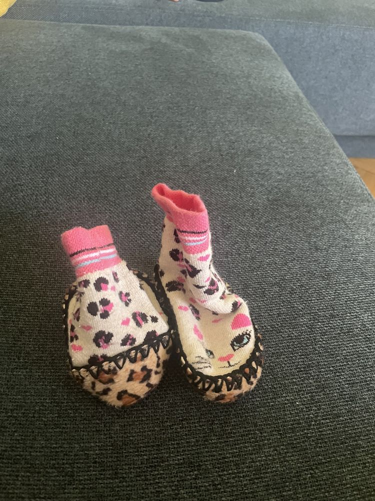 Бебешки чорапки за момиче