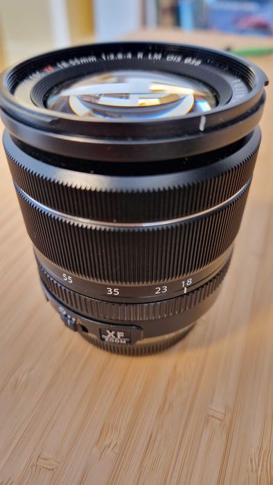 Обектив Fujinon XF18-55mm F2.8-4 R LM OIS (за Fujifilm X)