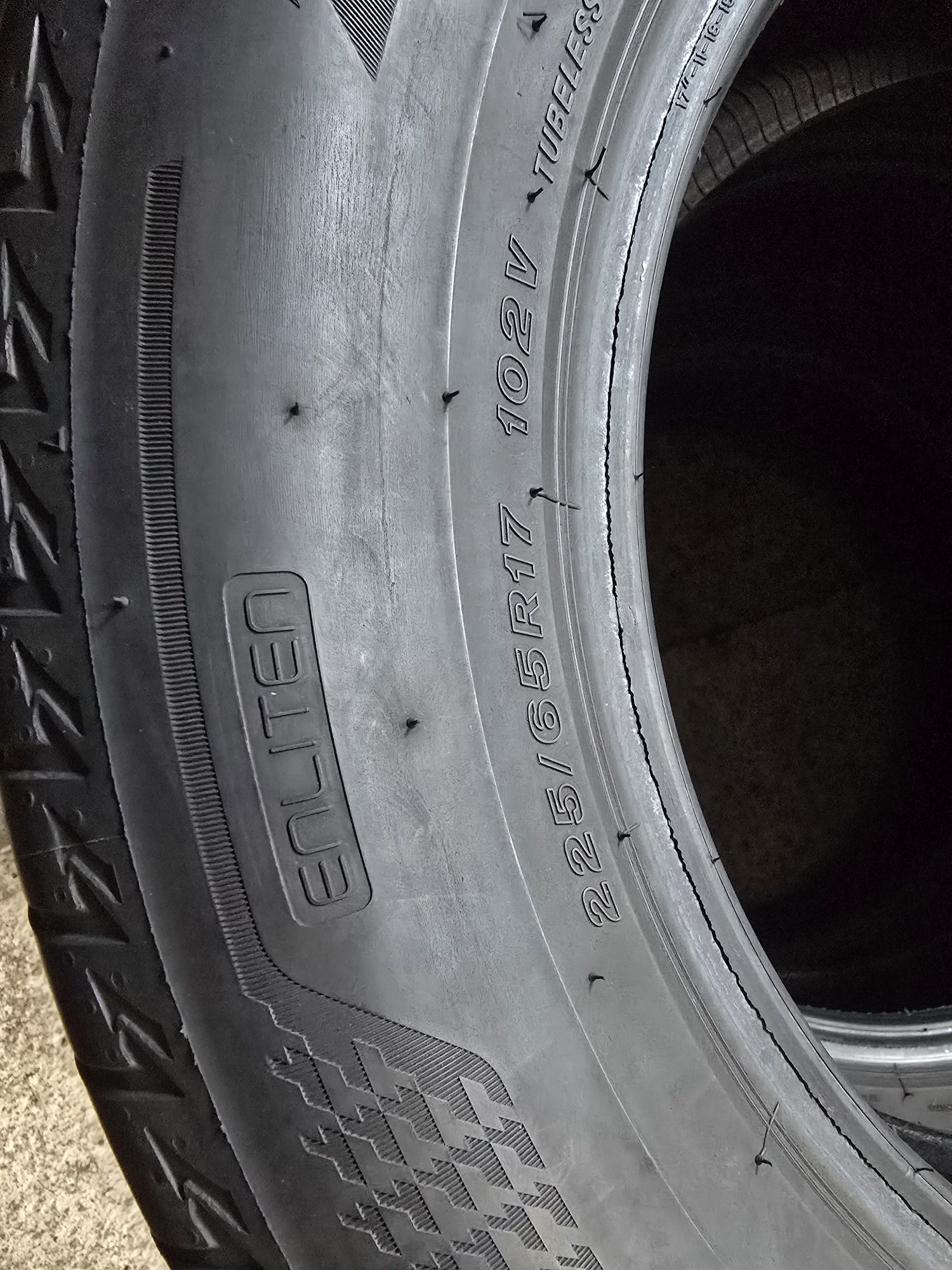 Bridgestone 225/65 R17 102V vară
