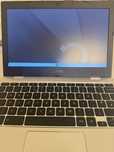 Chromebook ASUS CX1100CN – 11,6” HD, ca nou, folosit foarte puțin