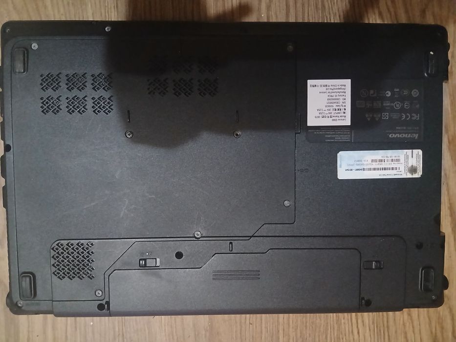Laptop Lenovo G560
