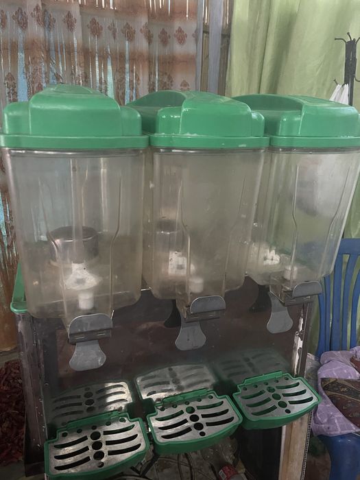 sovutiladigan sharbat apparati ( sok dispenser) holati yaxshi