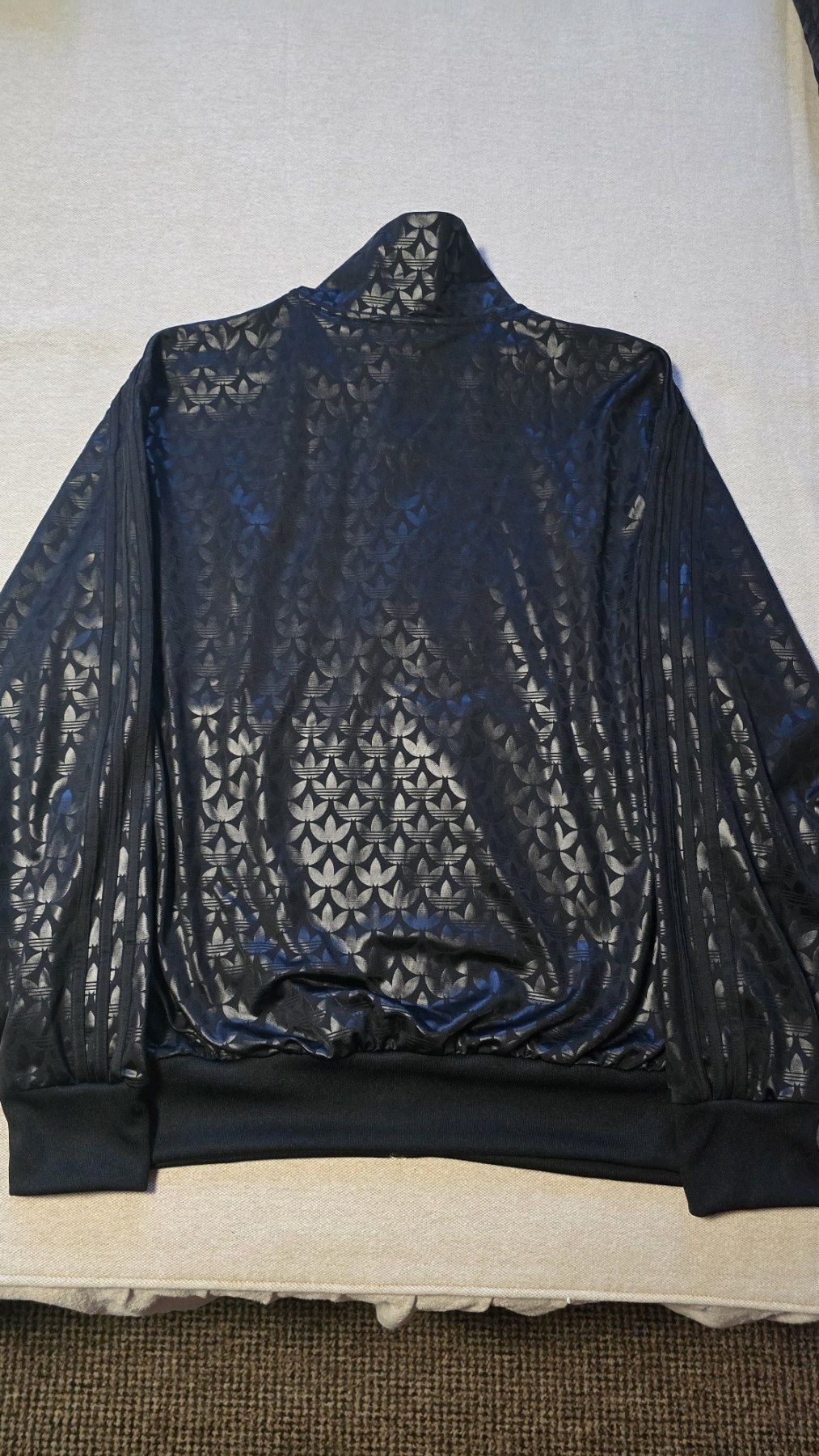 Уникален суитшър Adidas original