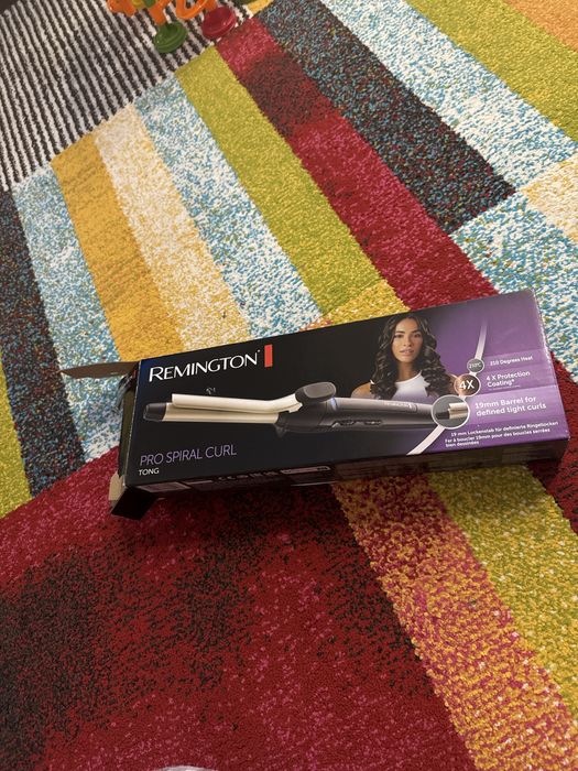 Маша за къдрици Remington