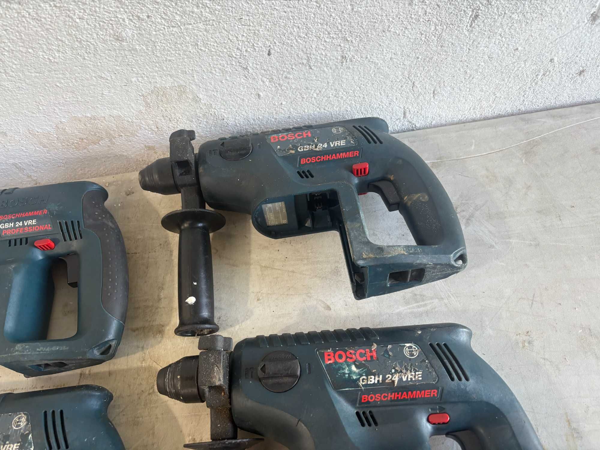 Перфоратор - Bosch 24 V (solo)