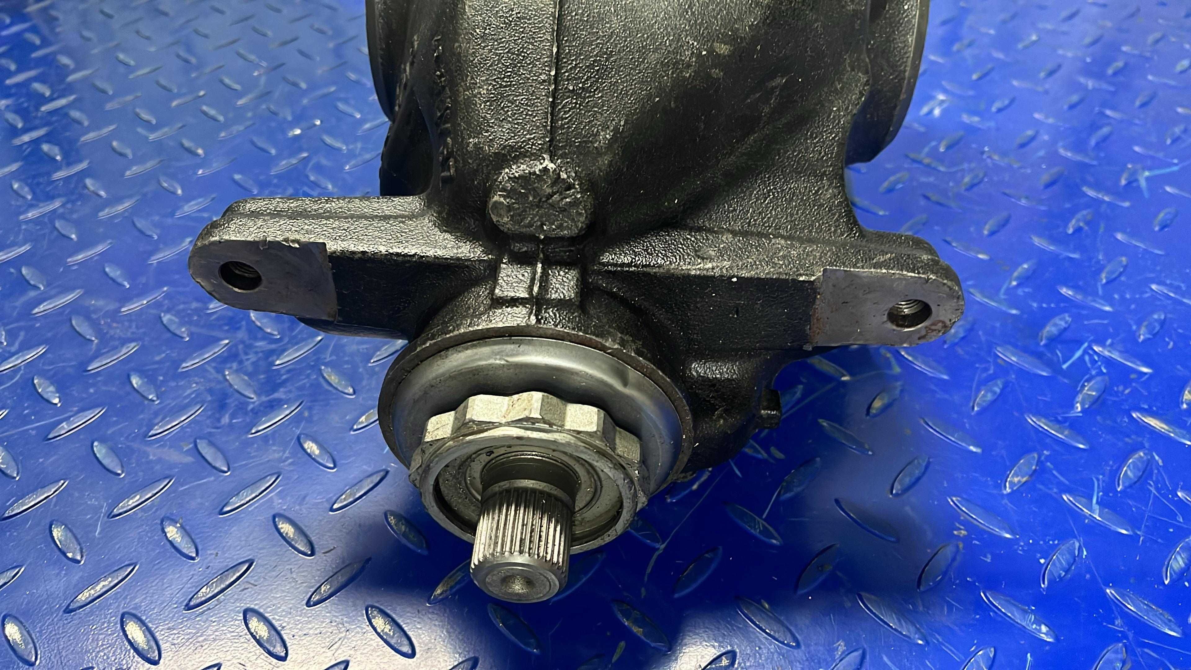 Diferential spate BMW 7541580