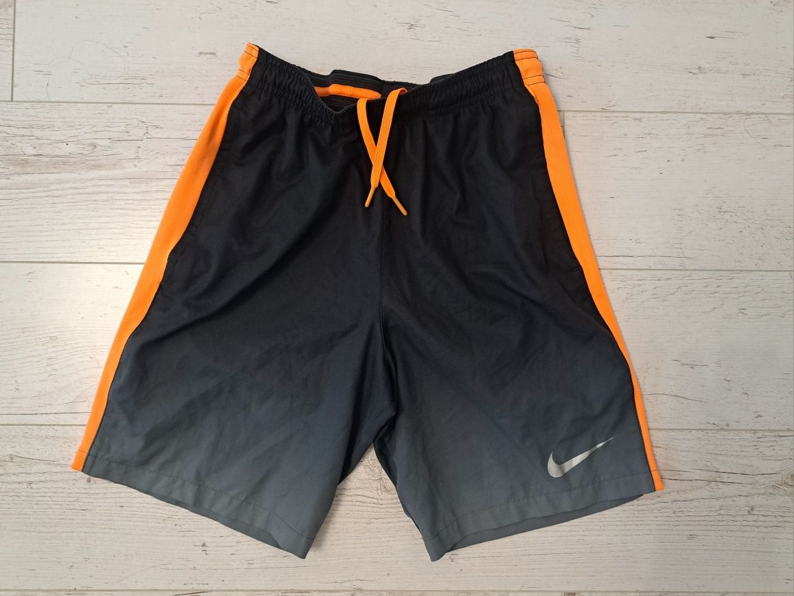 Nike Dry Fit-Ориг. Шорти