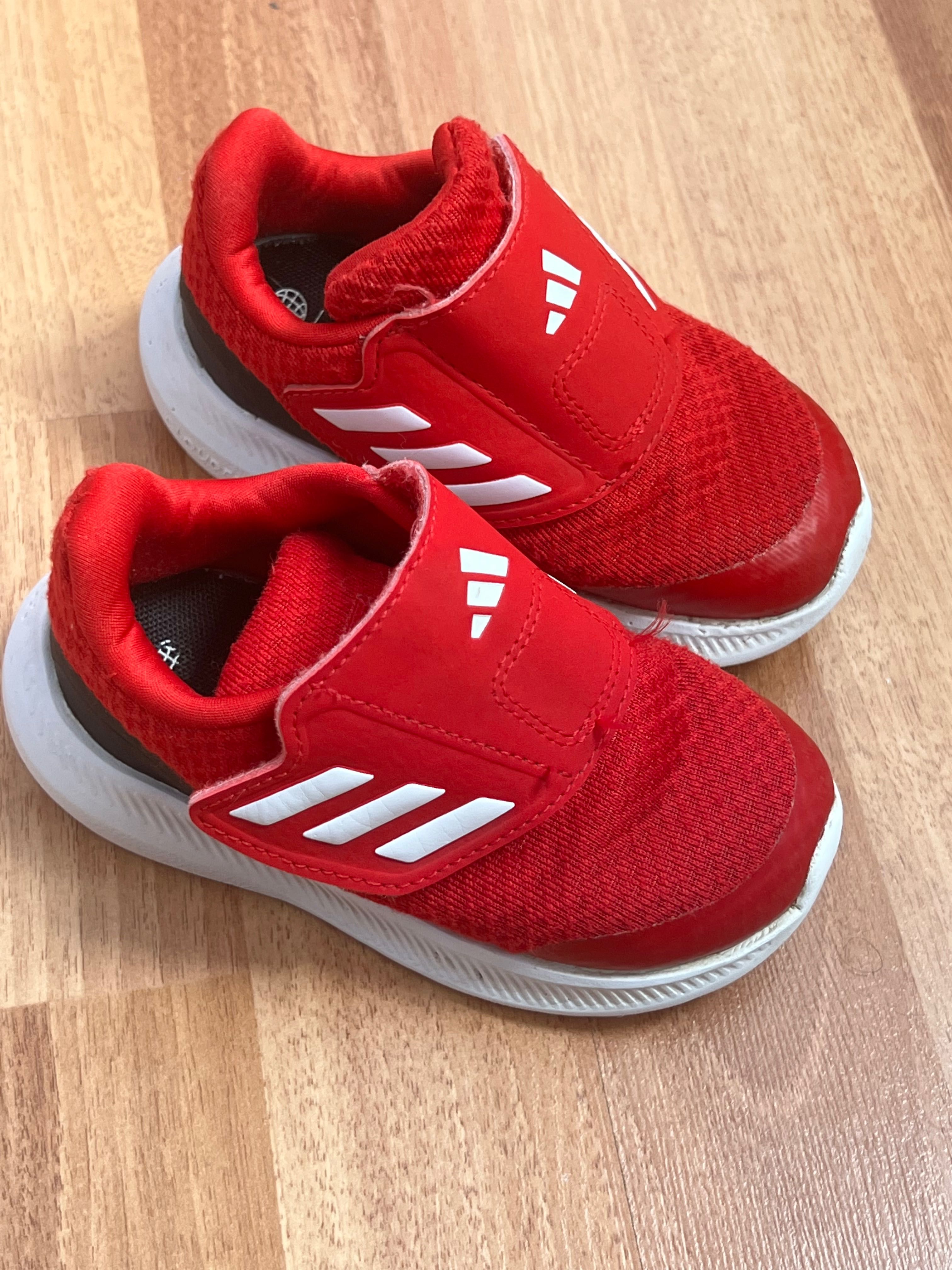 Adidași Adidas mărimea 22