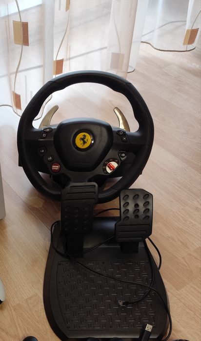 Volan +pedale T80 Ferrari