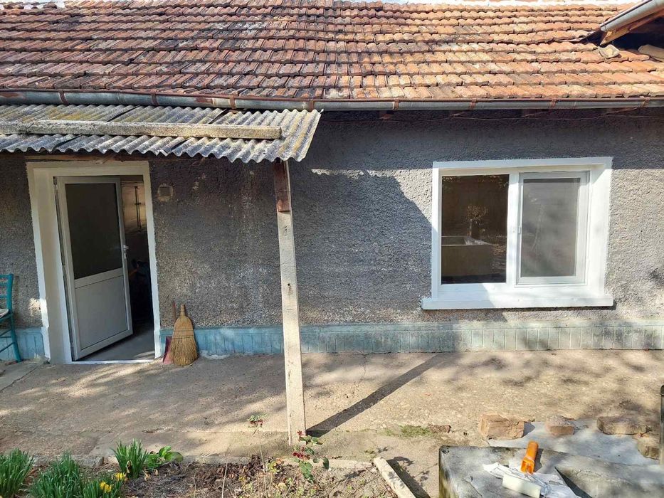 Продава се Къща в с. Раданово, Област Велико Търново - 175 кв.м за 286 €/кв.м - Снимка #2