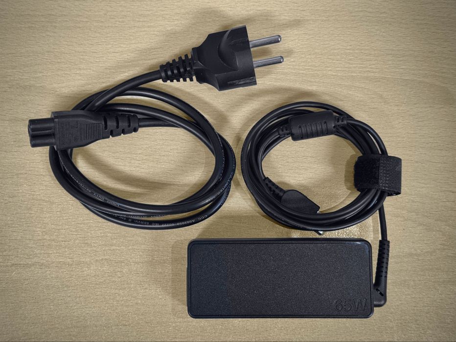 Лаптоп Lenovo V330-15IKB Core i7 1TB HDD + 128GB SSD