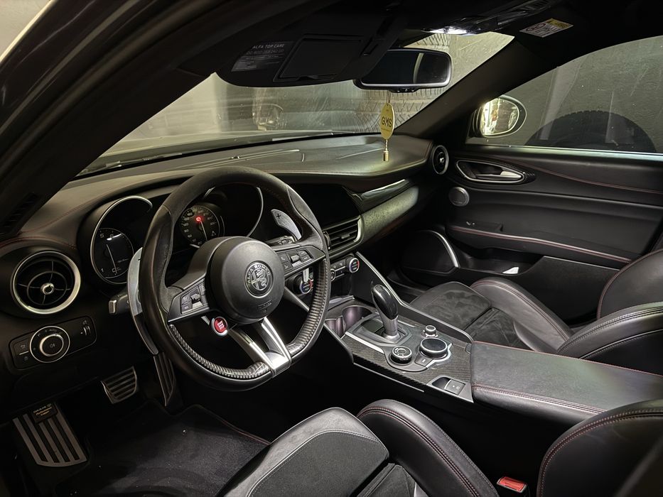 Alfa Romeo Giulia Quadrifoglio 2.9 510cp