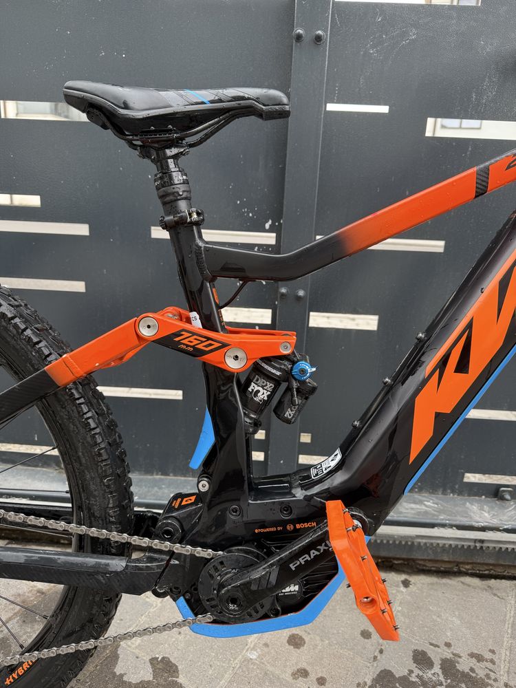 Vand bicicleta ktm full suspension electrica