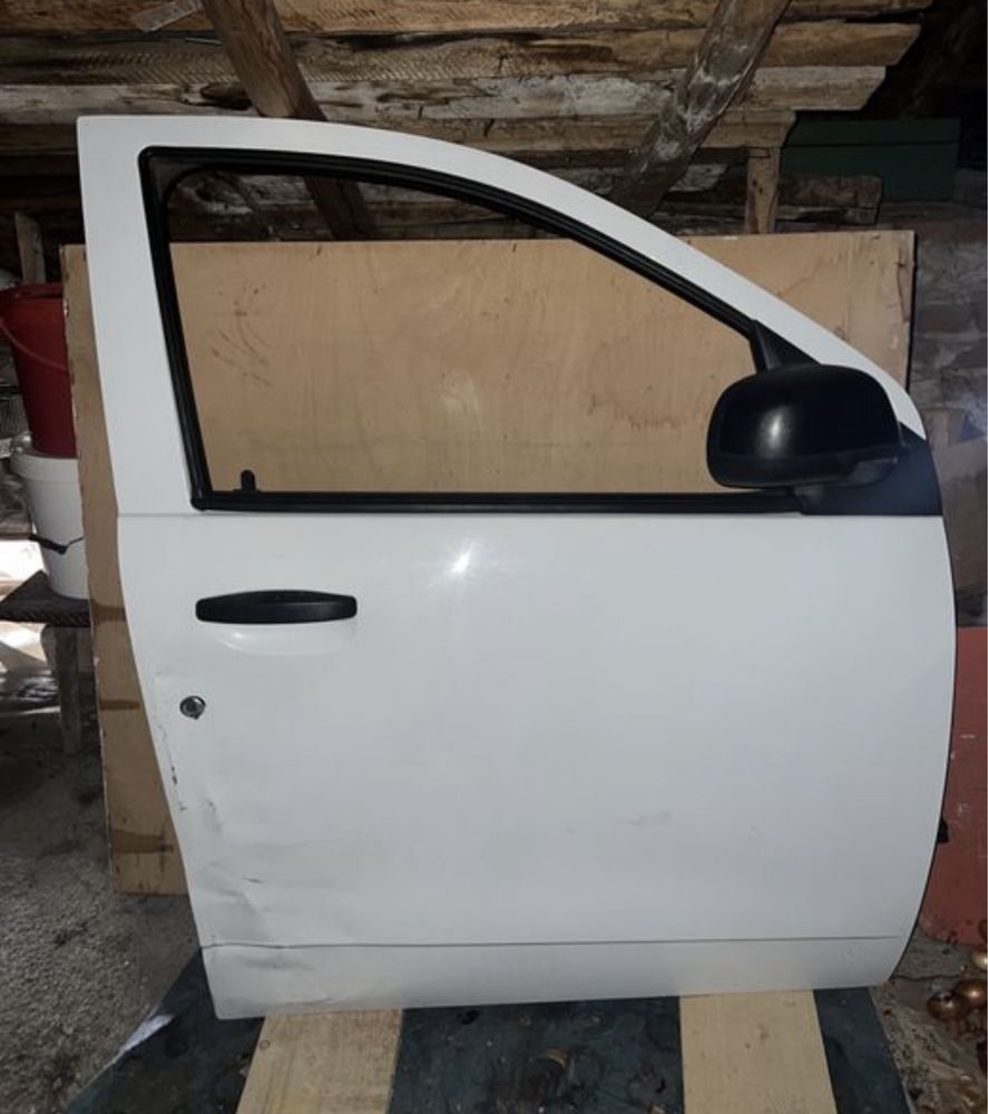 Usa dreapta dacia dokker