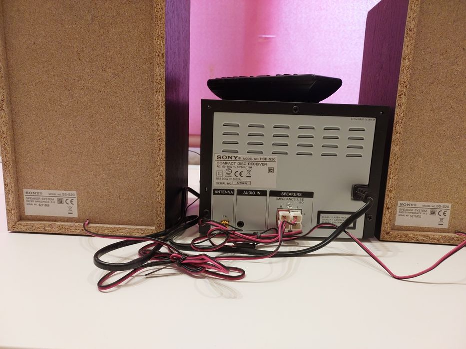 Sistem Sony HCD-S20. CD-PlayerMP3, tunerFM, RDS,USB.Perfect funcțional