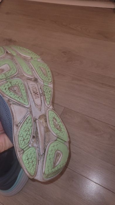 Hoka marime 44 stare buna