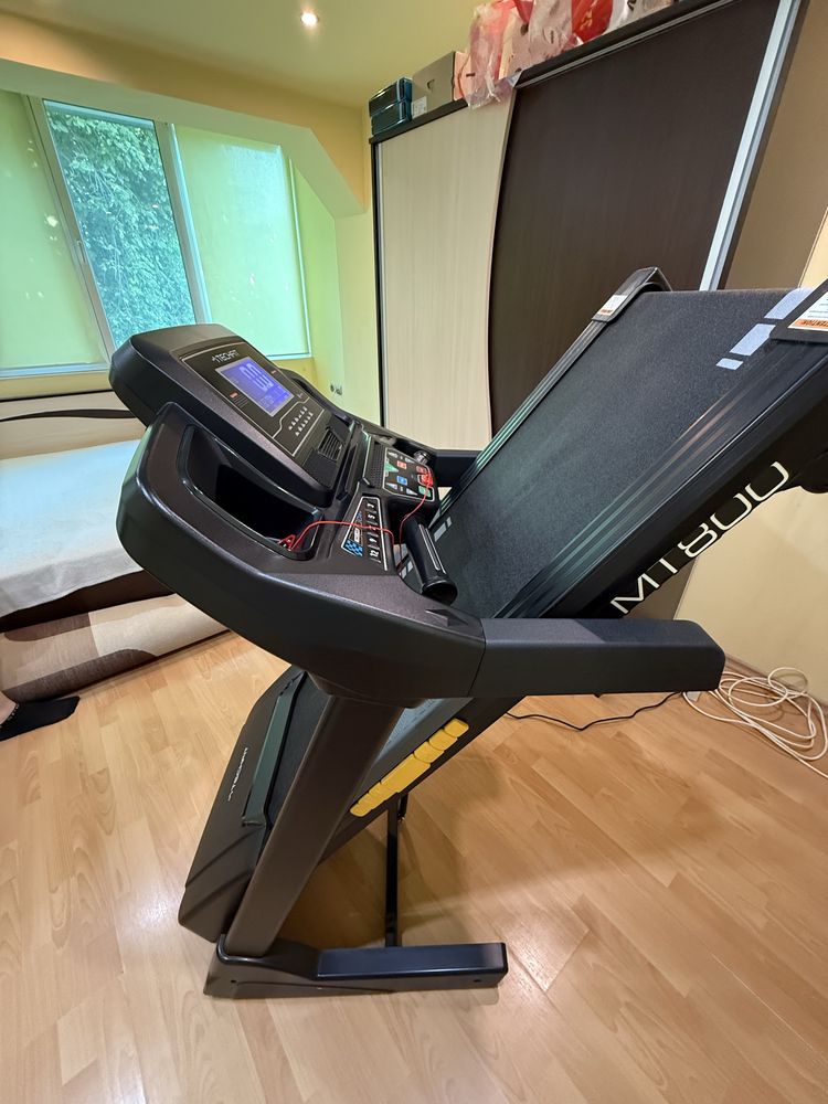 Бягаща пътека до 150кг Techfit MT800