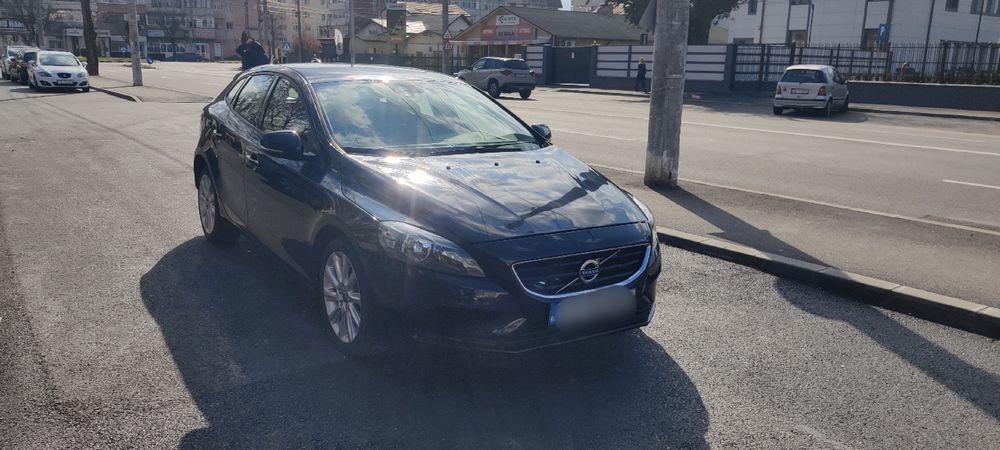 Vand Volvo V40 D2, 2016