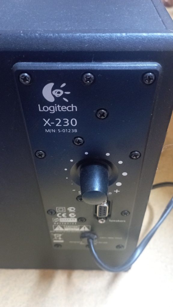 Logitech X-230 буфер 2.1