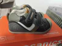 Adidasi Biomecanics