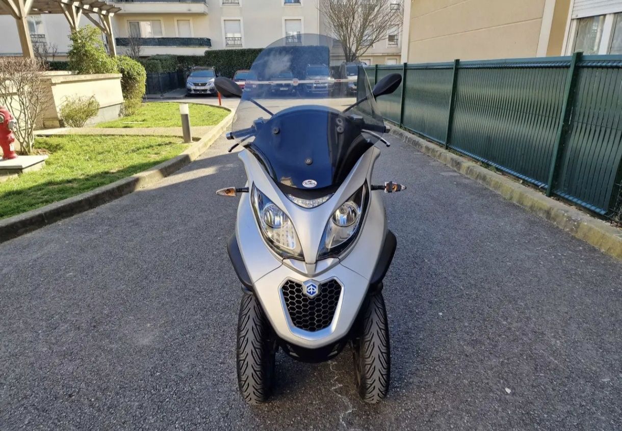 Piaggio MP3 300i ABS