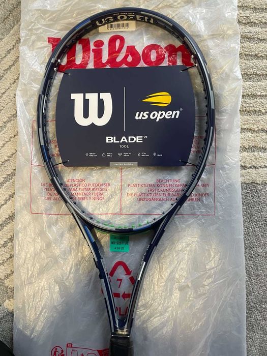 Тенис ракета Wilson Blade 100L V9 US Open 2025 Limited Edition