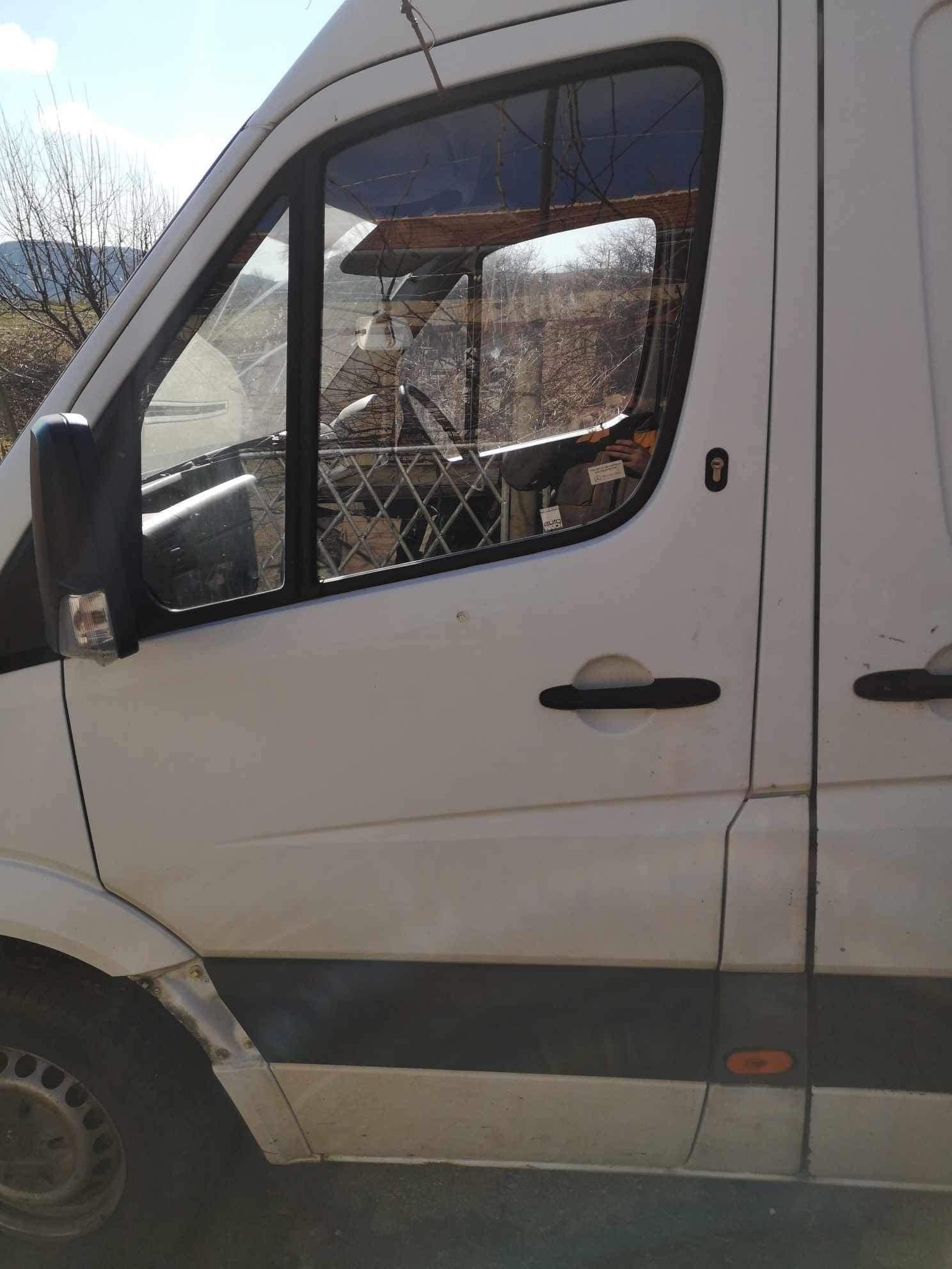 Mercedes Sprinter Мерцедес Спринтер 2006-2018 предни врати