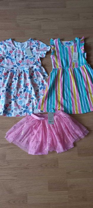 Rochite /fustite  4/6 ani ,cu eticheta