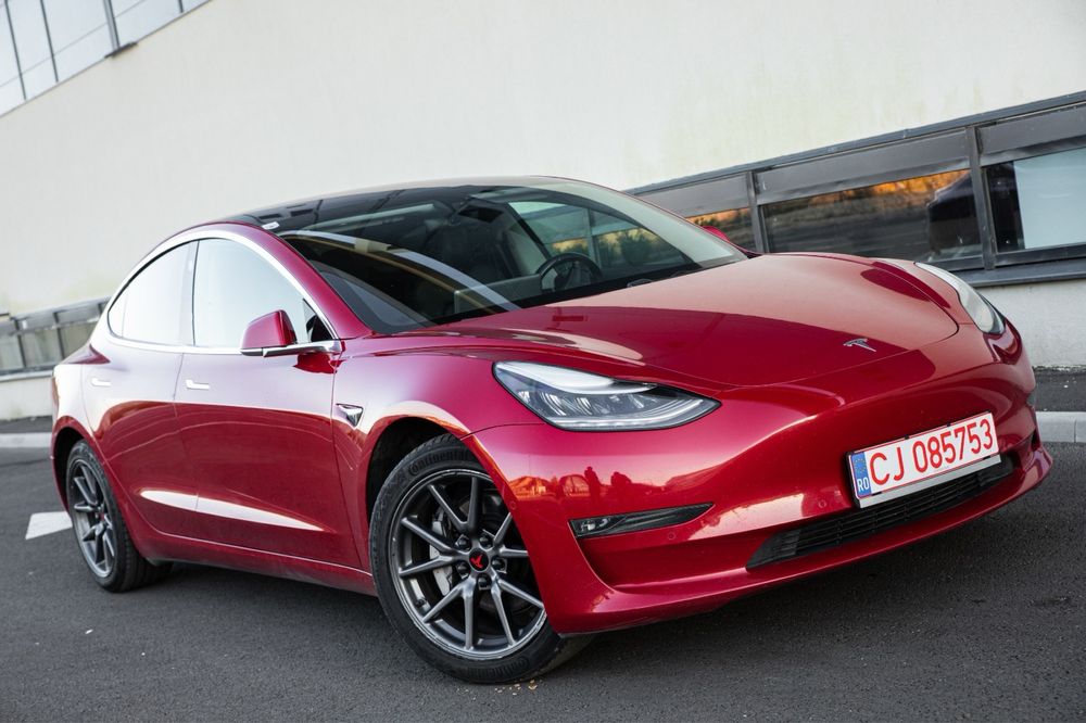 Tesla model 3 dual motor long range awd